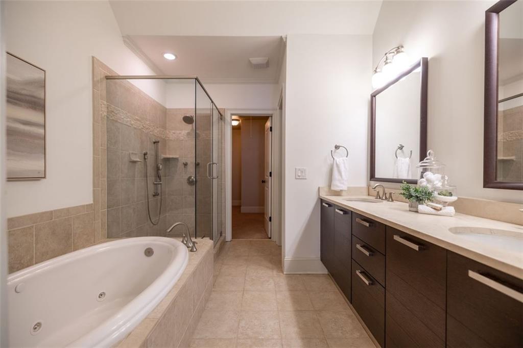 3570 Roswell Road NW Unit 52