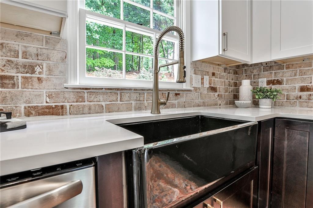 215 Harbour Ridge Court