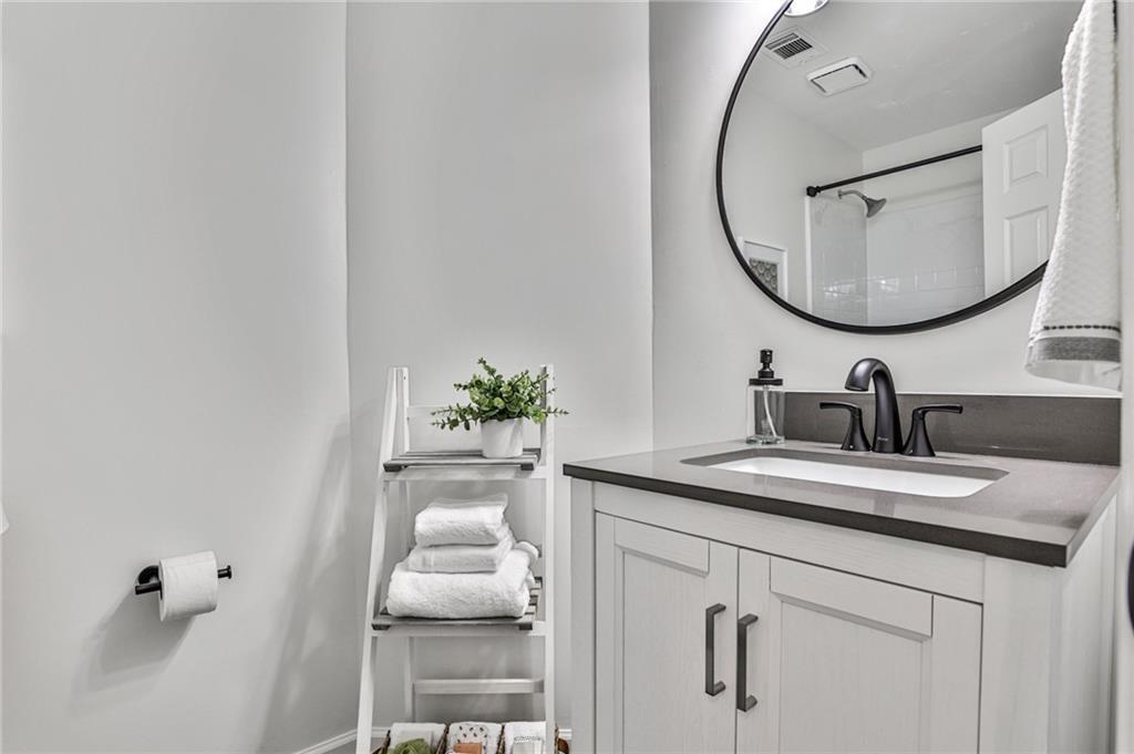215 Harbour Ridge Court