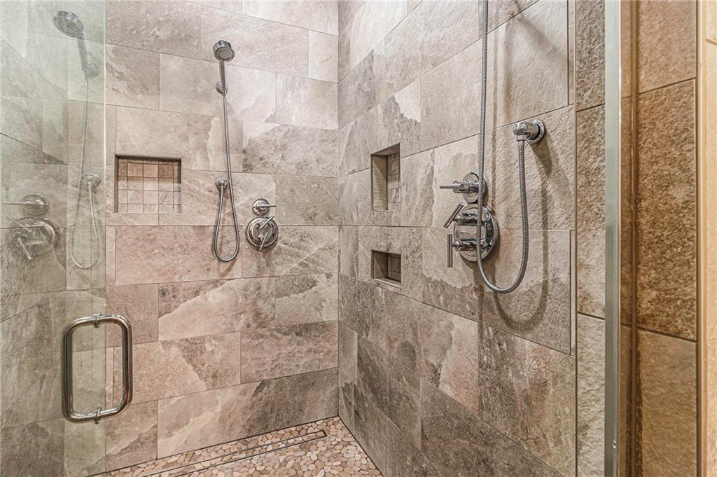 881 Memorial Drive SE Unit 317