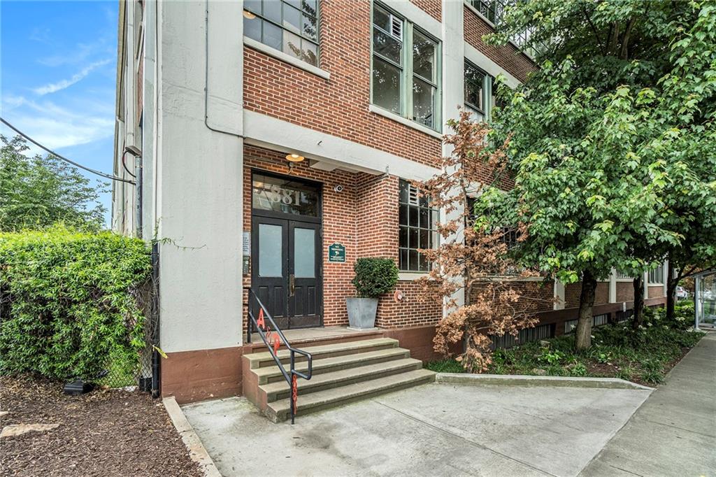 881 Memorial Drive SE Unit 317