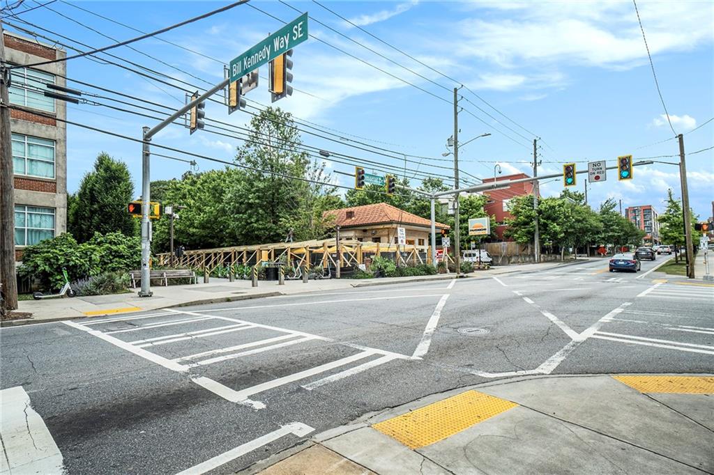 881 Memorial Drive SE Unit 317