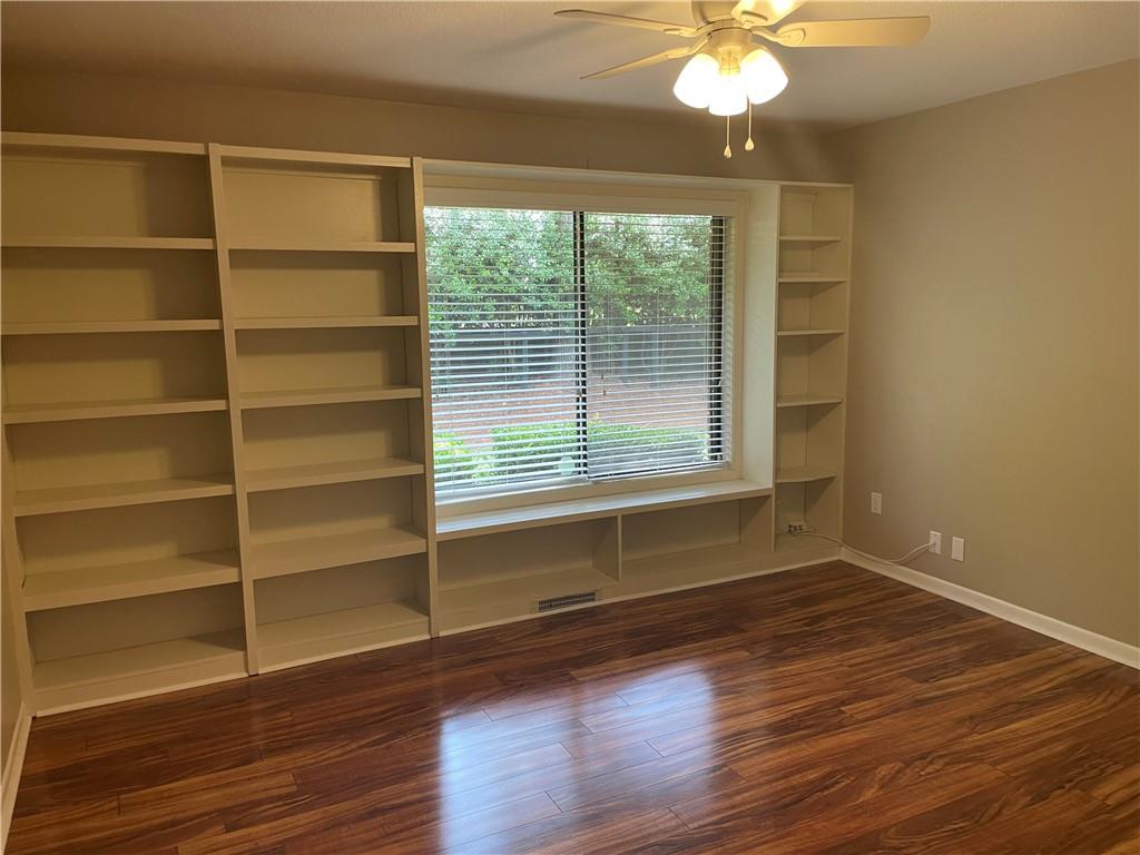285 Francyne Court