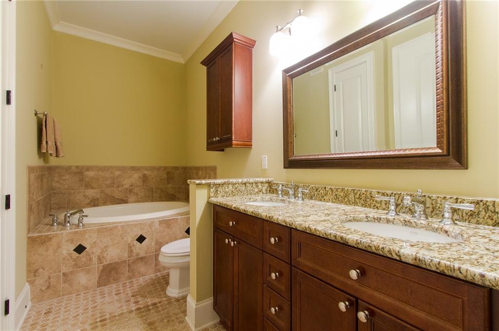 3635 East Paces Circle NE Unit 1418