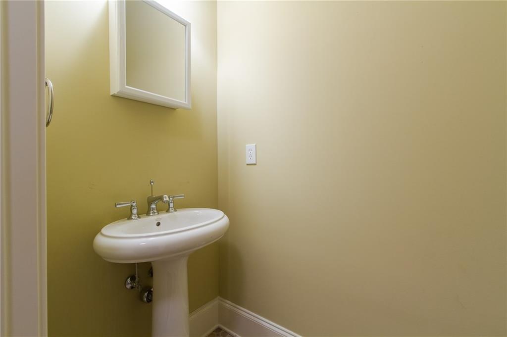 3635 East Paces Circle NE Unit 1418