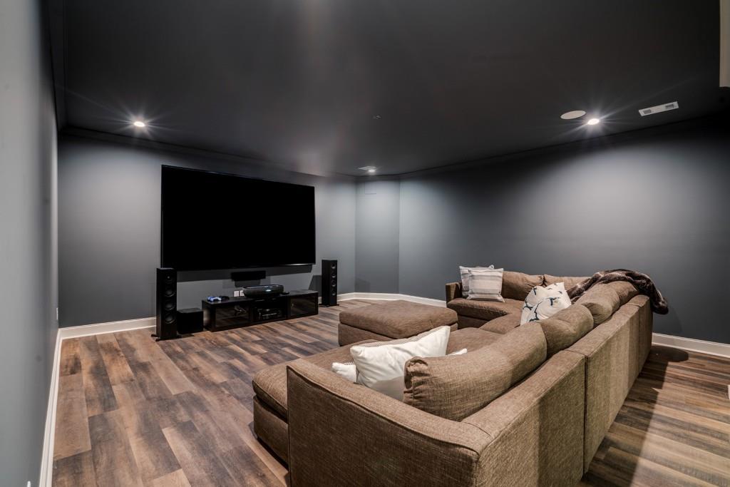 6039 Kayron Drive
