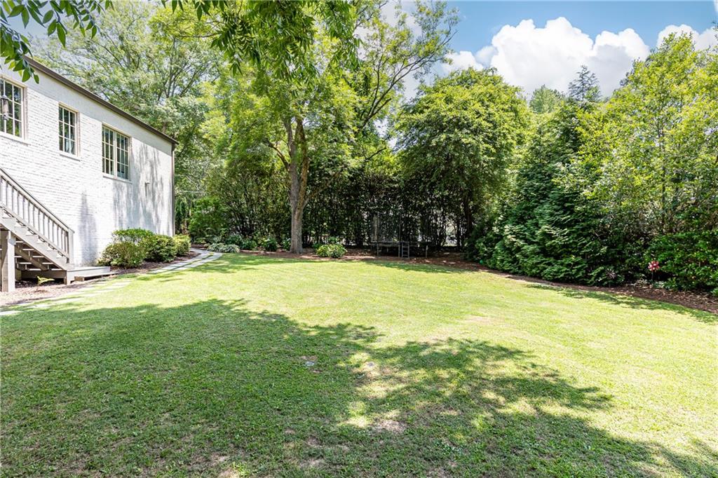2504 Birchwood Drive NE