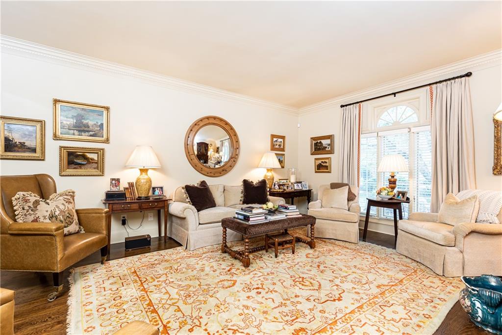 49 Paces West Drive NW