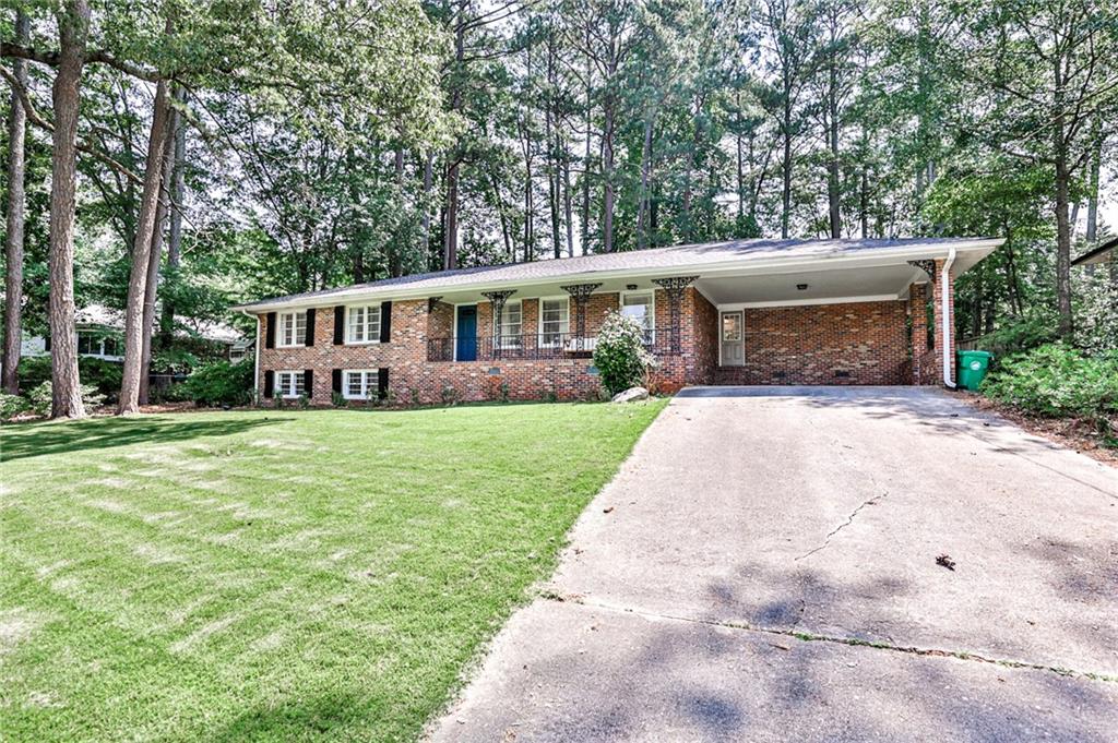 1663 Deerfield Circle