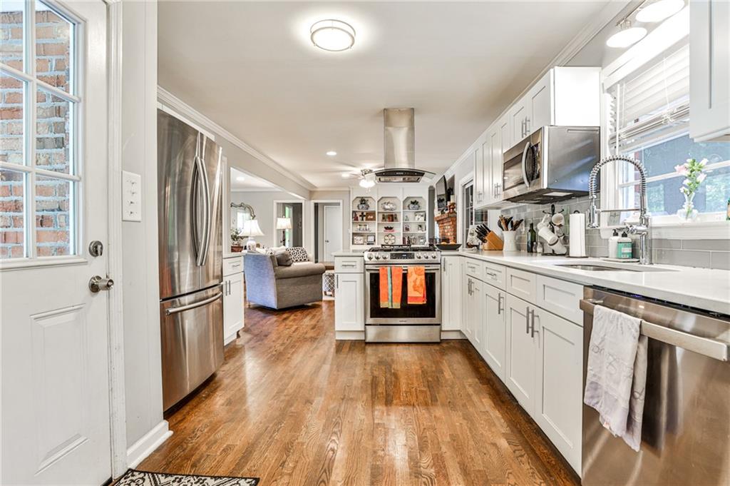 1663 Deerfield Circle