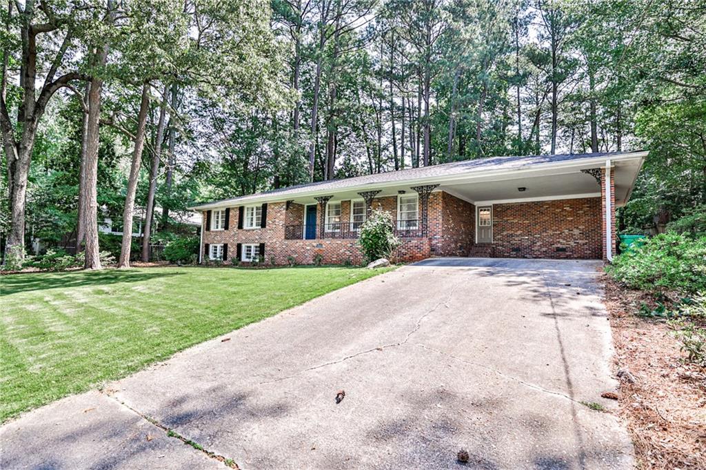 1663 Deerfield Circle