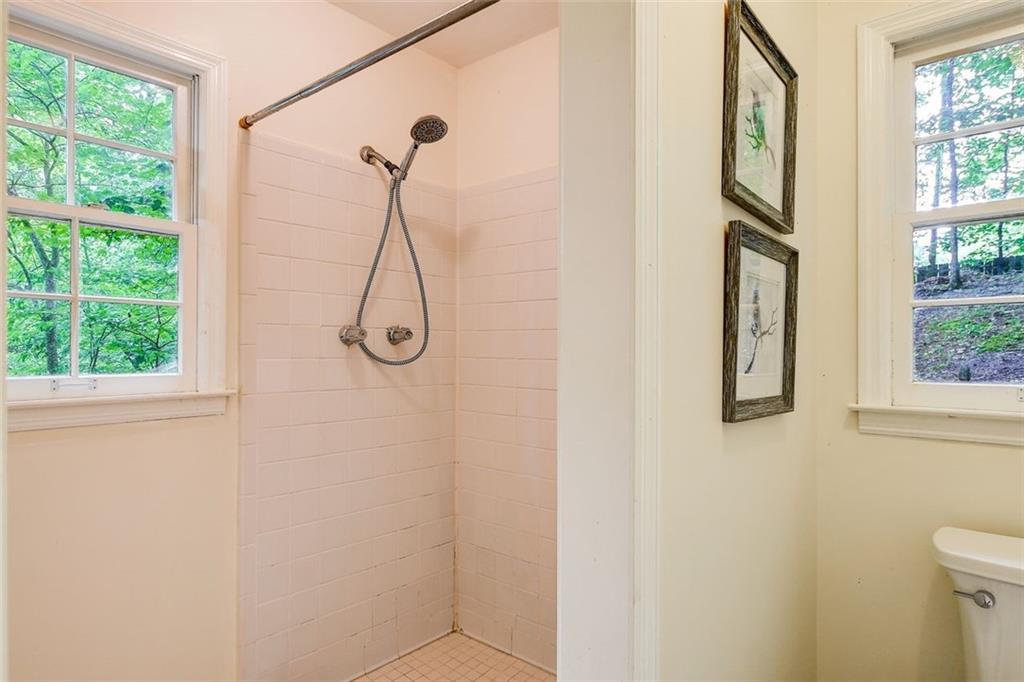 905 Edgewater Trail