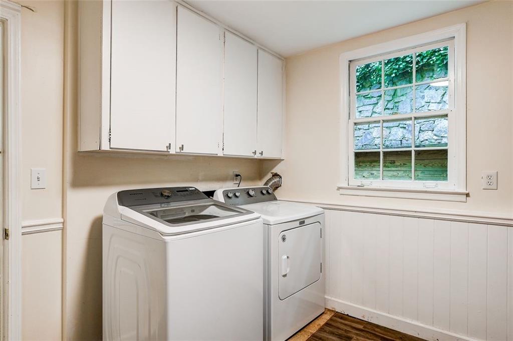 905 Edgewater Trail