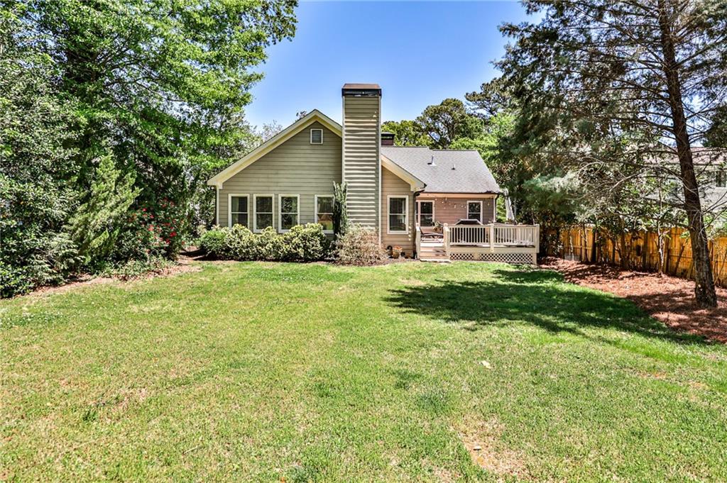 2514 Thompson Road NE