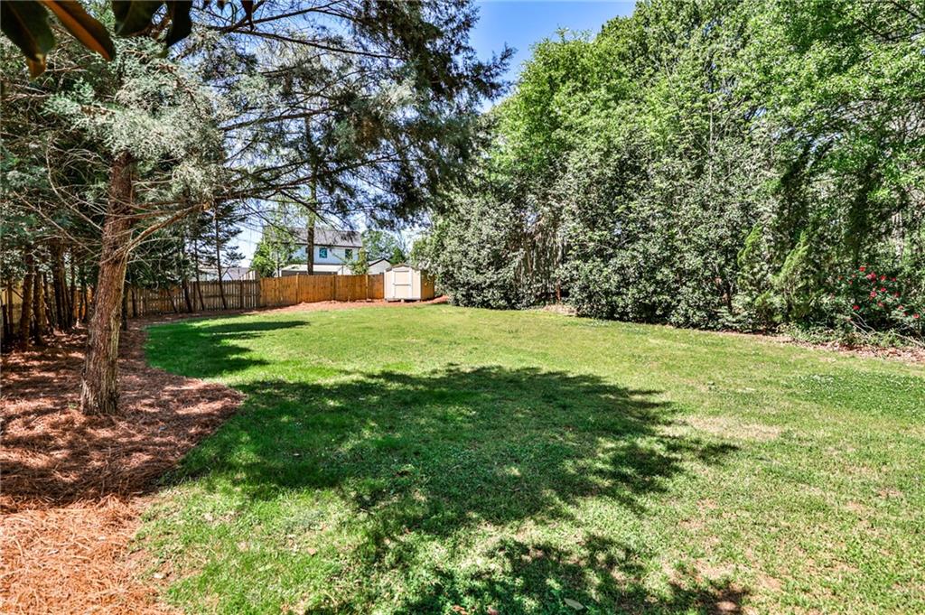 2514 Thompson Road NE