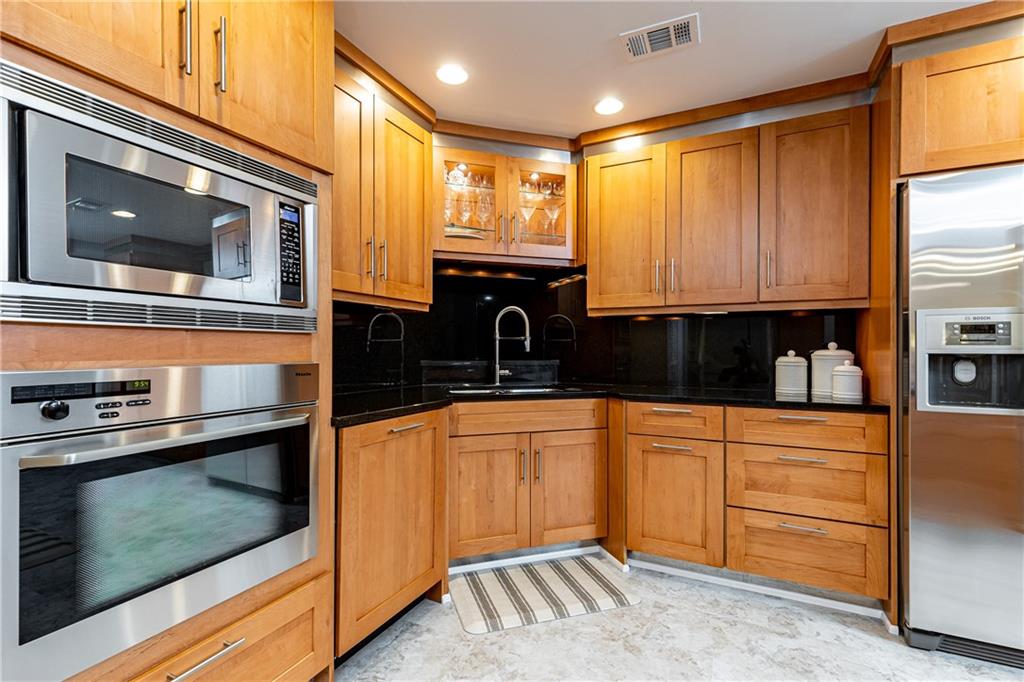 4584 Village Oaks Court