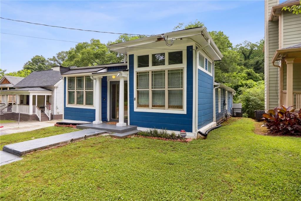 8 Johnson Road NW