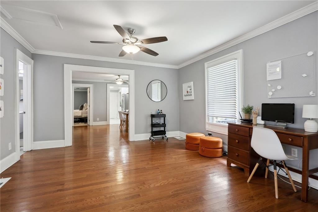 8 Johnson Road NW