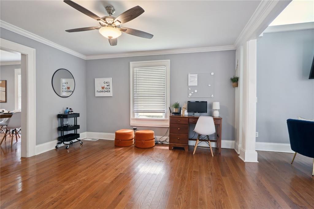 8 Johnson Road NW