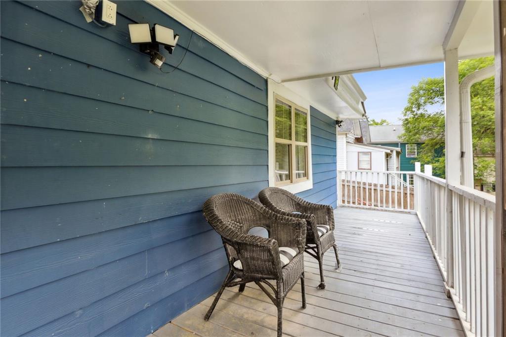 8 Johnson Road NW