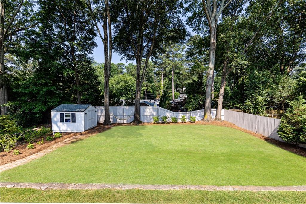 1887 Fairway Circle NE