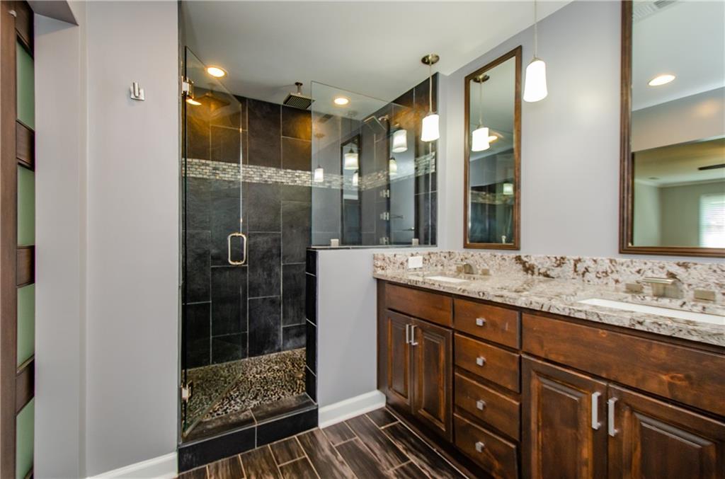 3943 Northlake Creek Drive