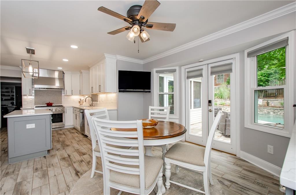 3943 Northlake Creek Drive