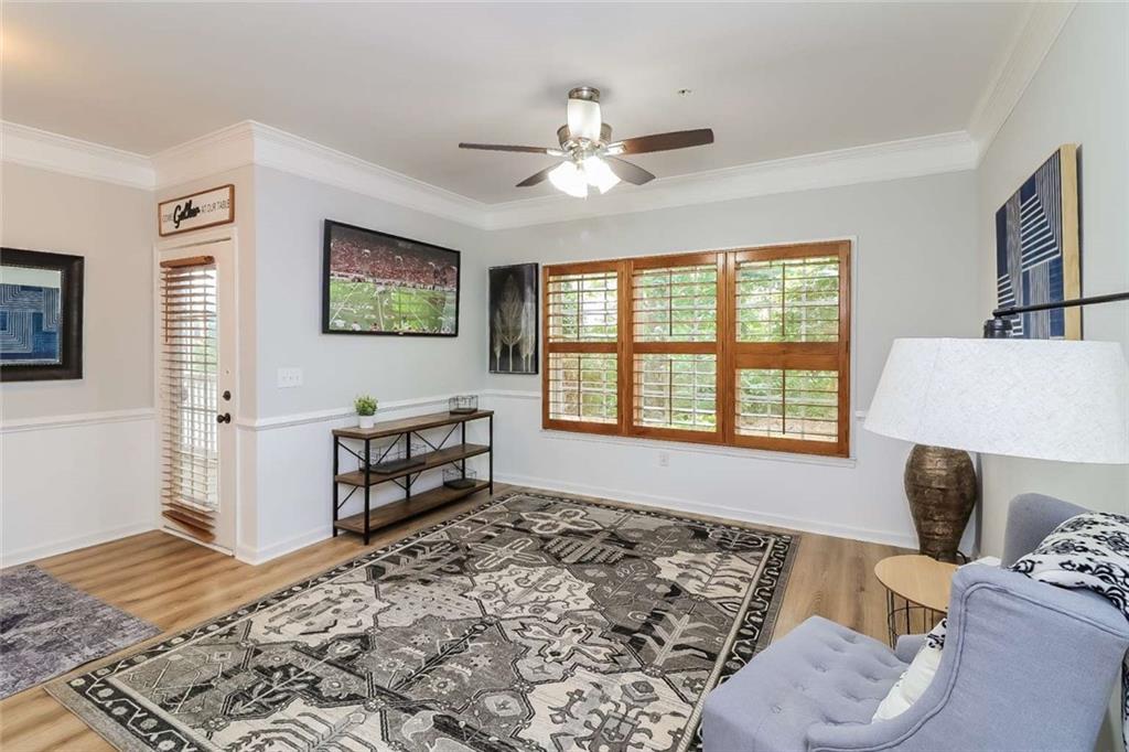 2700 Pine Tree Road NE Unit 2011