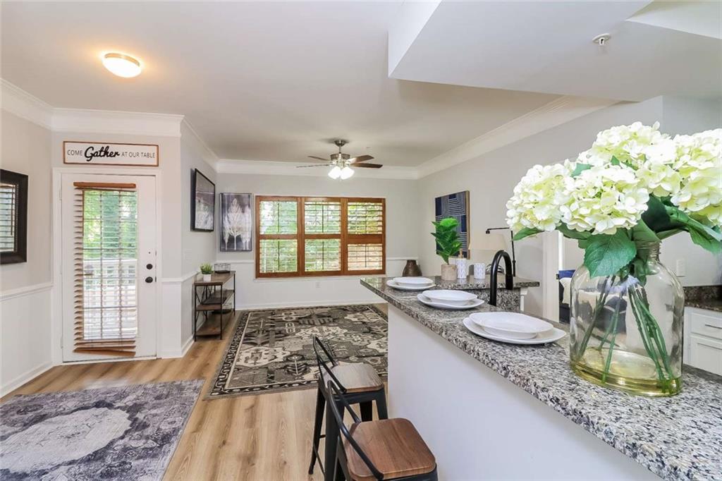 2700 Pine Tree Road NE Unit 2011