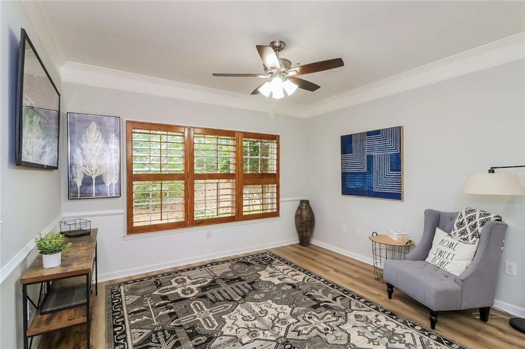 2700 Pine Tree Road NE Unit 2011