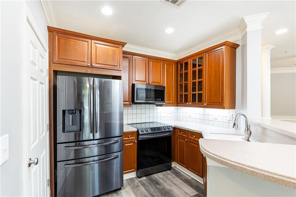 4100 Paces Walk SE Unit 1101