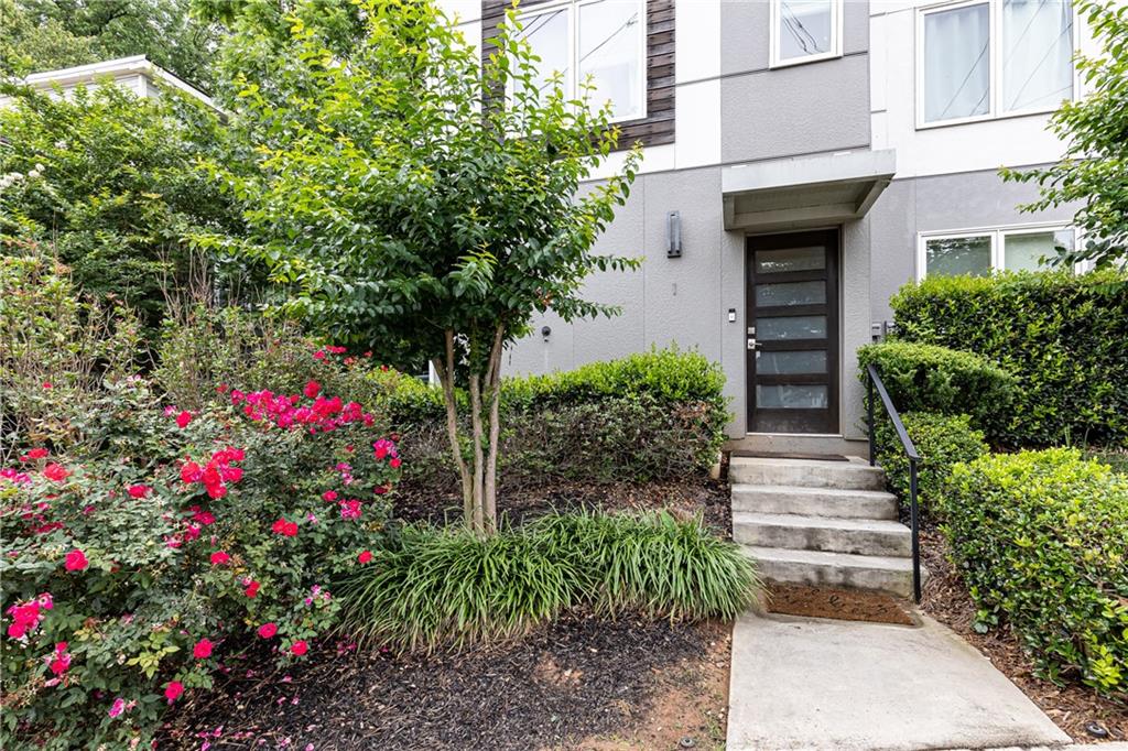 1672 Dekalb Avenue NE Unit 1