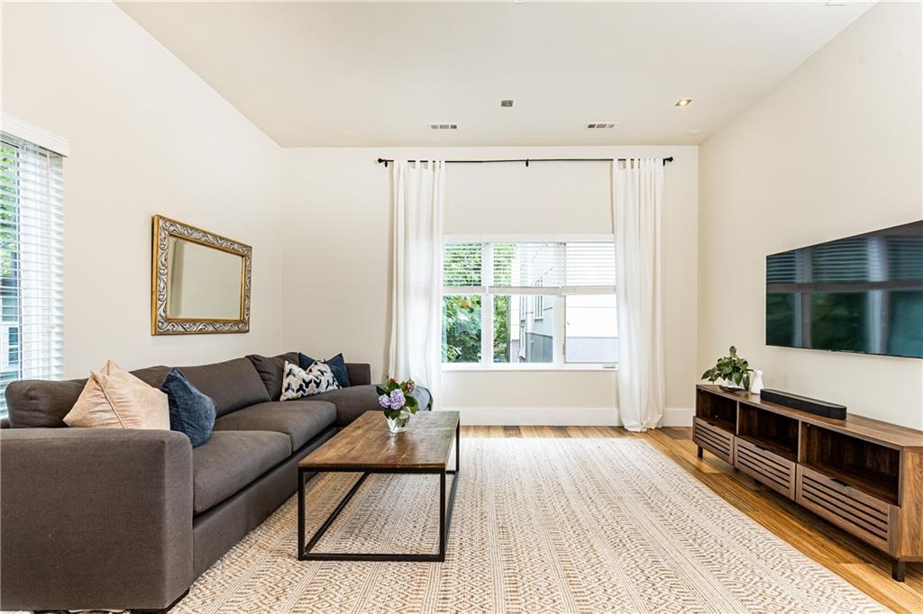 1672 Dekalb Avenue NE Unit 1