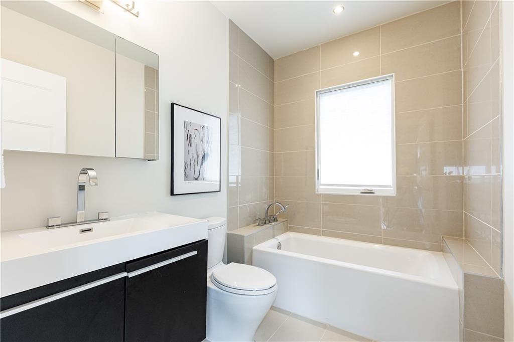 1672 Dekalb Avenue NE Unit 1