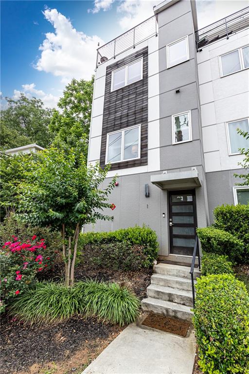 1672 Dekalb Avenue NE Unit 1