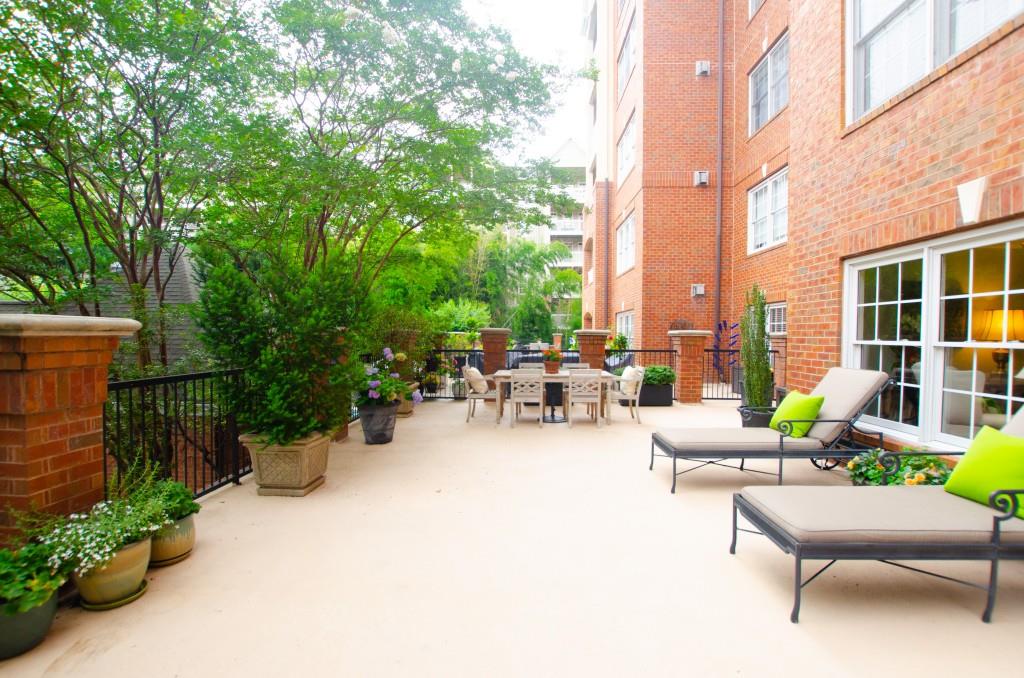 211 Colonial Homes Drive NW Unit 1102