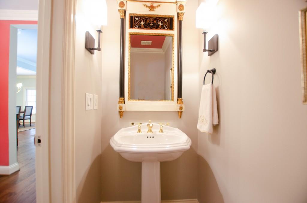 211 Colonial Homes Drive NW Unit 1102