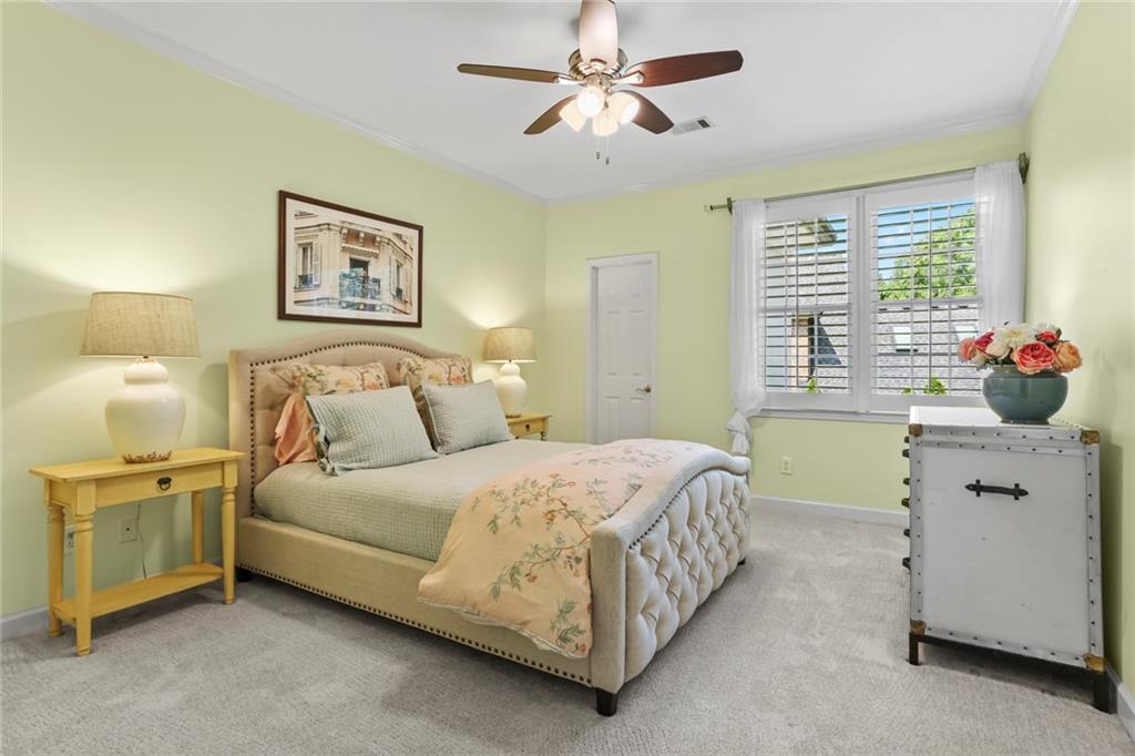 680 Americas Cup Cove