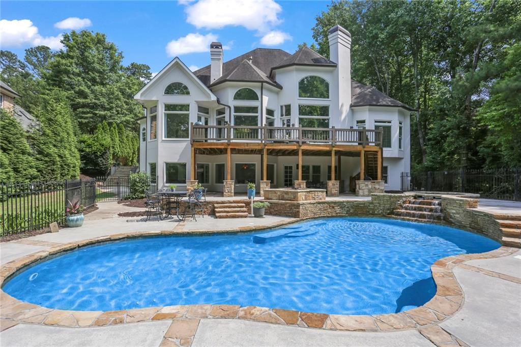 680 Americas Cup Cove