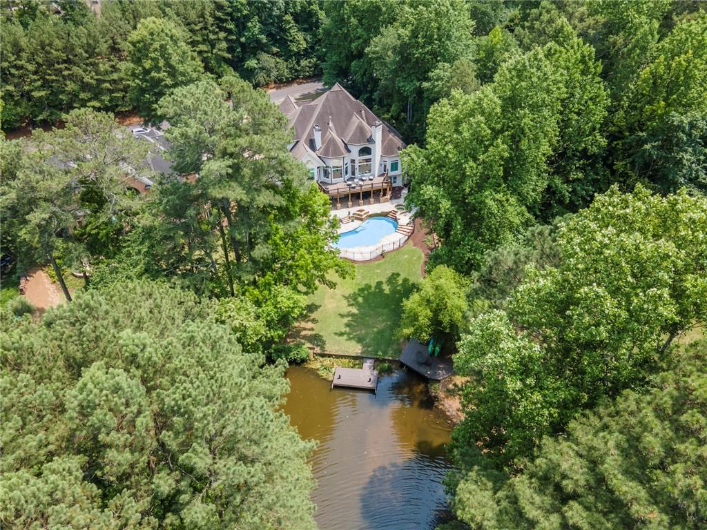 680 Americas Cup Cove