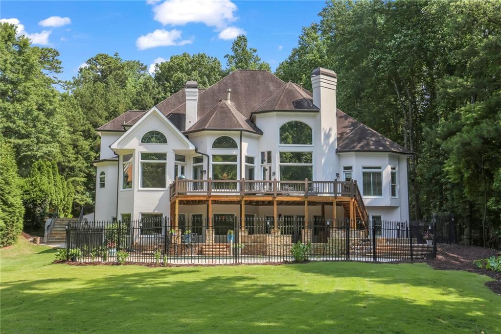 680 Americas Cup Cove