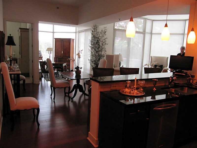 2795 Peachtree Road Unit 409