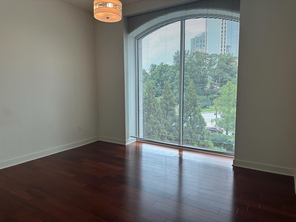 2795 Peachtree Road Unit 409