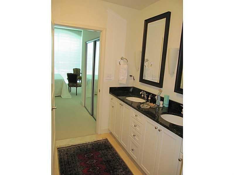 2795 Peachtree Road Unit 409