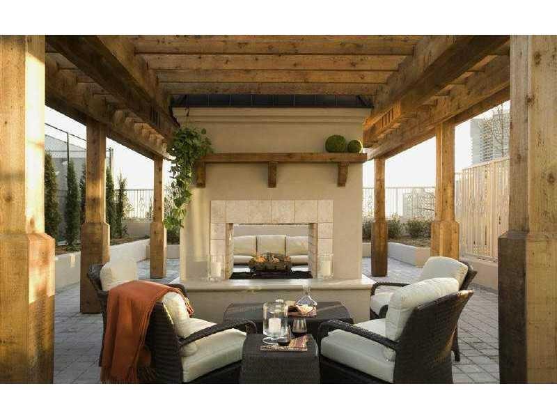2795 Peachtree Road Unit 409