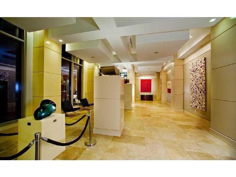 2795 Peachtree Road Unit 409