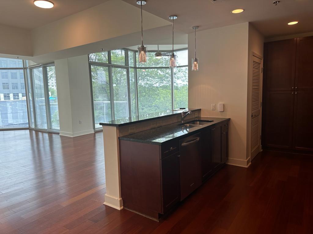 2795 Peachtree Road Unit 409