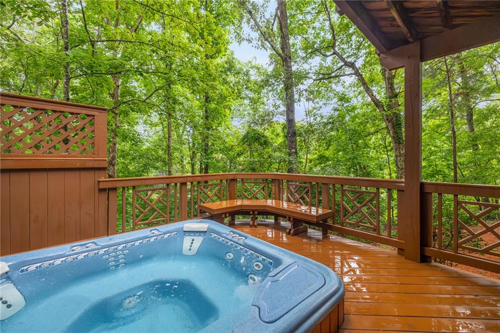 235 Shadowledge Lane
