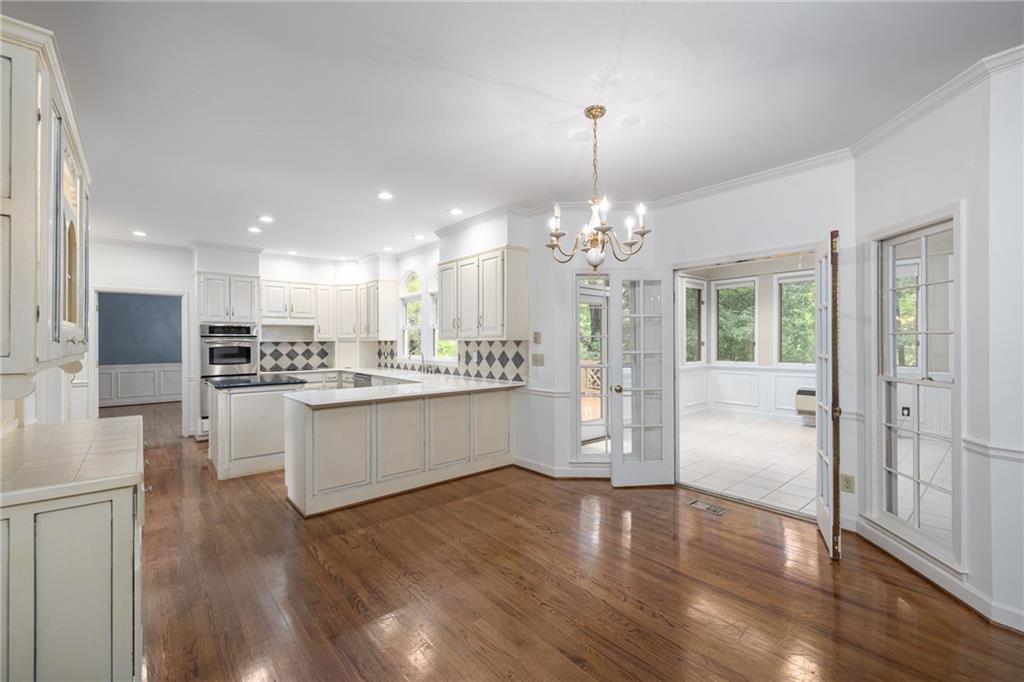 235 Shadowledge Lane