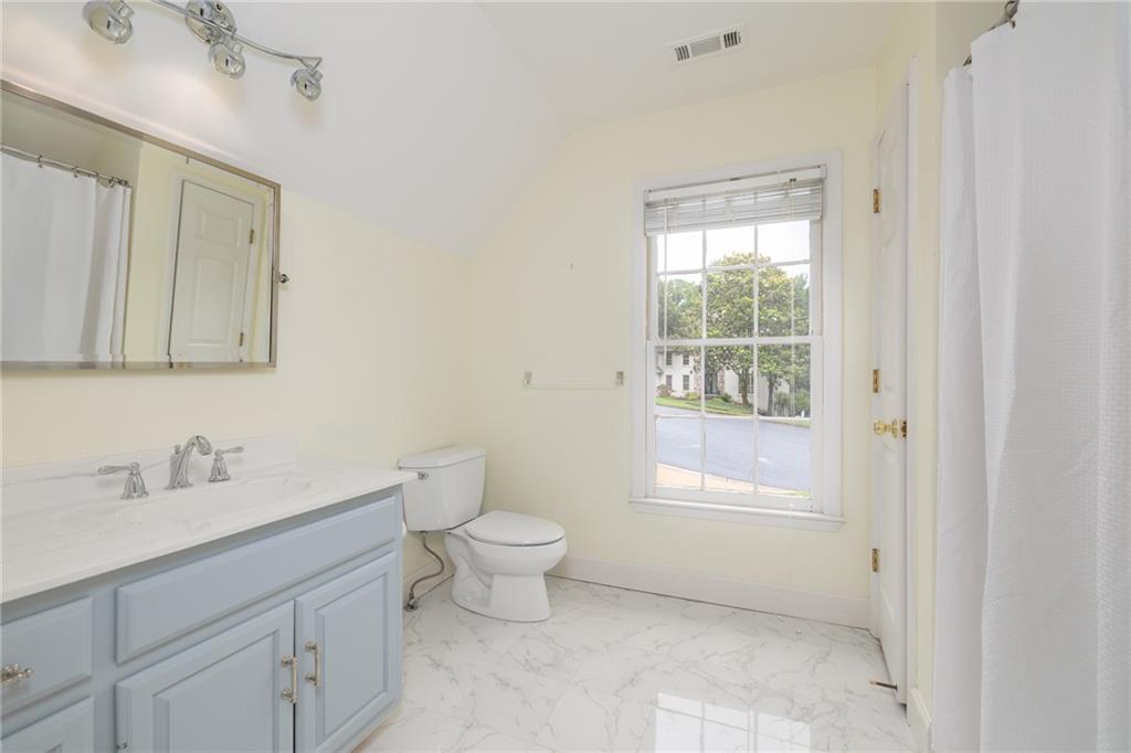 235 Shadowledge Lane